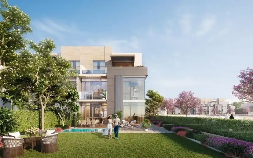 Villa with a garden and a pool facing the water channel